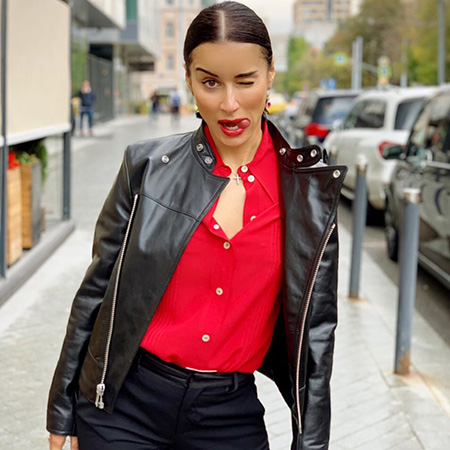 Звездный Instagram: еще одна свадьба, акции протеста и модные показы Хроника