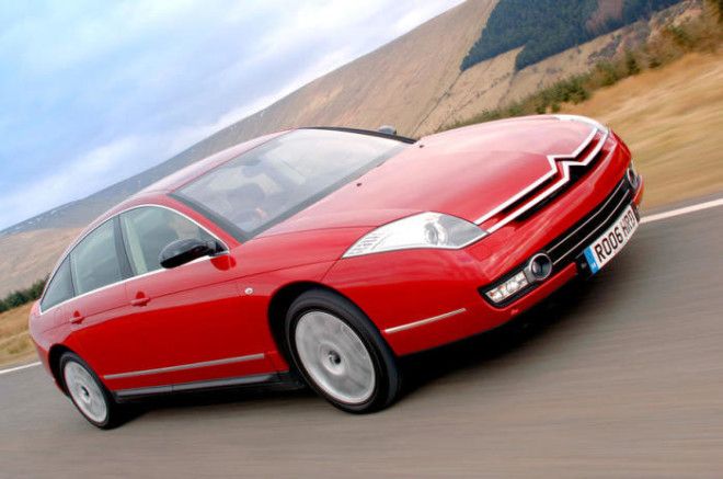 Французский автомобиль бизнескласса Citroen C6