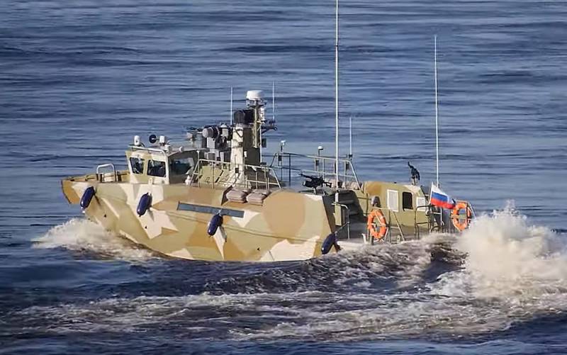 Россия по земле перебрасывает катера для спецназа на Азовское море Новости