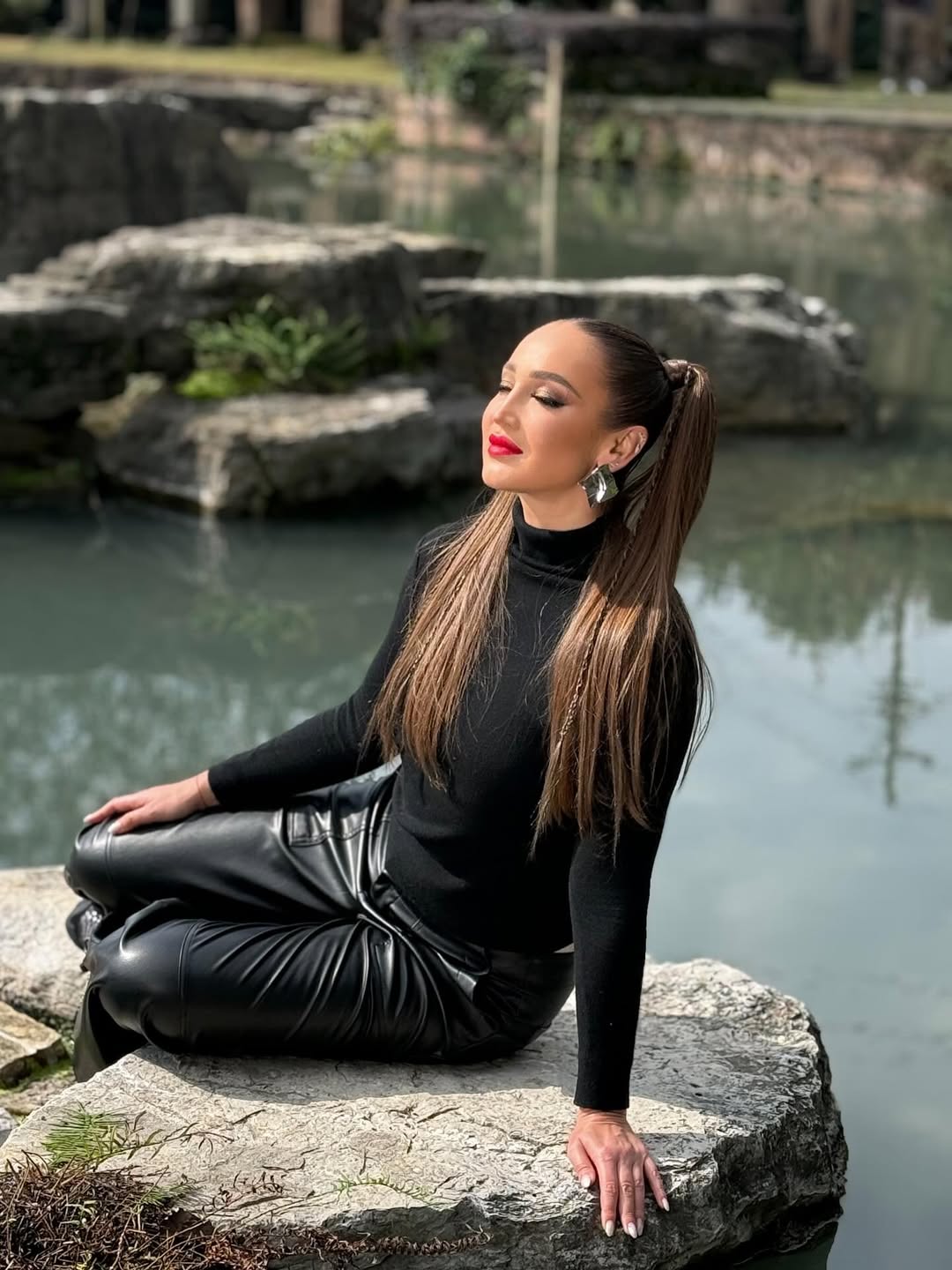  За что мы любим Ольгу Бузову