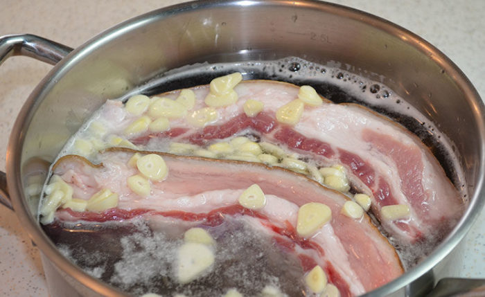 Как приготовить сочное и мягкое сало в рассоле, чтобы получилось также вкусно, как у бабушки готовим дома,кулинария