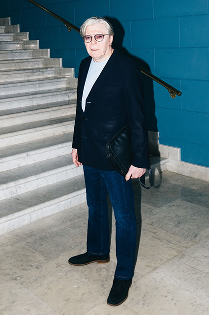 Dress Code. В Москве прошла премьера спектакля с Ходченковой и Варнавой. Среди гостей — Ирина Горбачева, Маша Федорова, Владимир Познер Dress Code. В Москве прошла премьера спектакля с Ходченковой и Варнавой. Среди гостей — Ирина Горбачева, Маша Федорова, Владимир Познер Светская жизнь