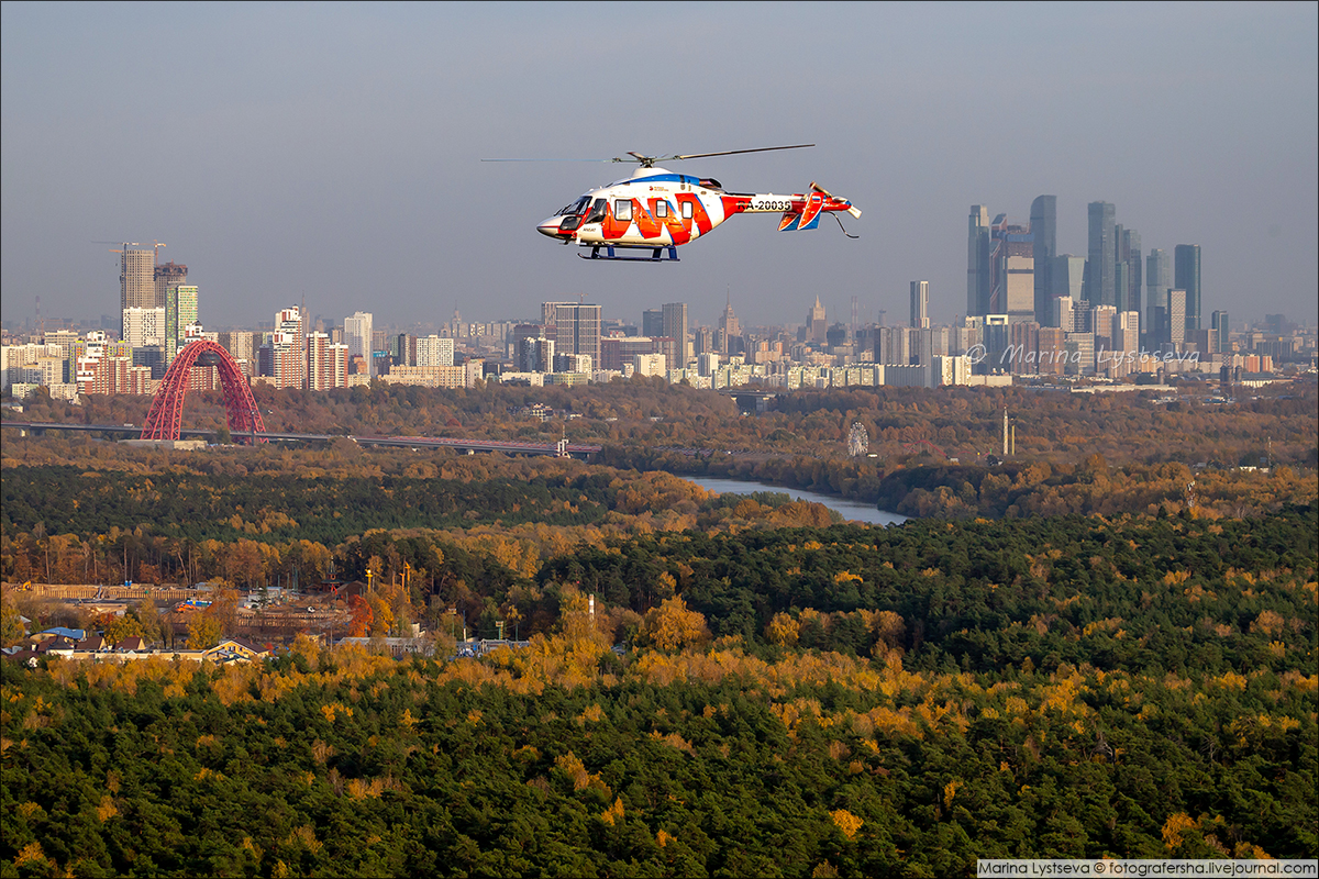 Кунцево. Кунцевский район. Можайский район Москвы осень. Москва с вертолета. Съемка с вертолета.