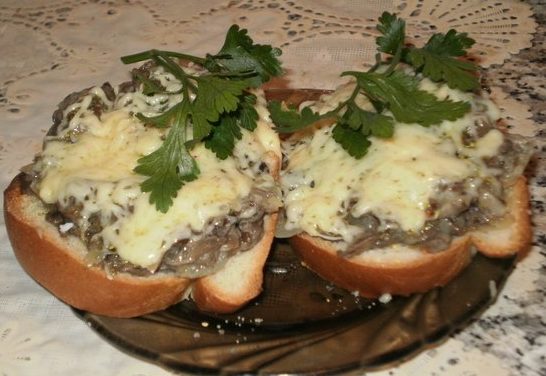 бутерброды с фаршем