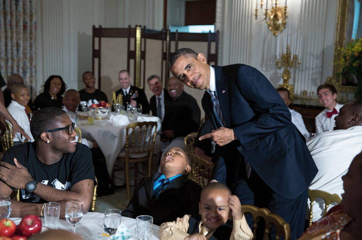 20 фотографий о том, как нелегко быть ребенком на этих ваших взрослых мероприятиях воспитание,Дети,Жизнь,Истории,Отношения,проблемы