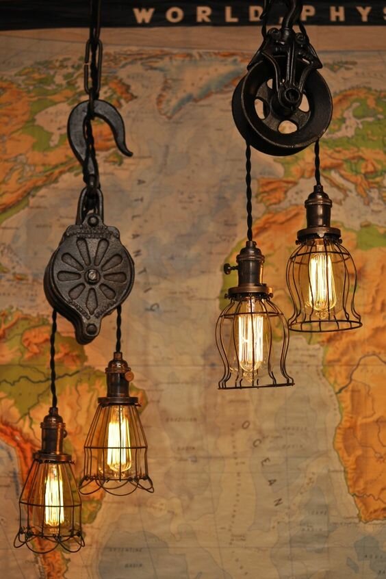 Лампы, люстры, бра - из того, что найдете в кладовке. Грубо, практично и как ни странно - эстетично! идеи и вдохновение,интерьер