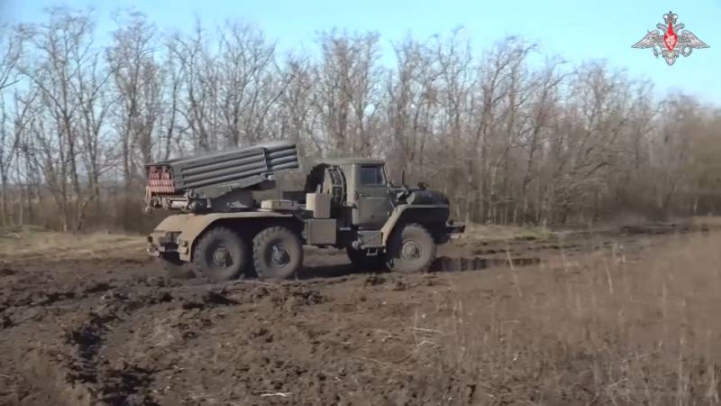 Дальше и точнее. Новые боеприпасы для РСЗО «Торнадо-Г» оружие