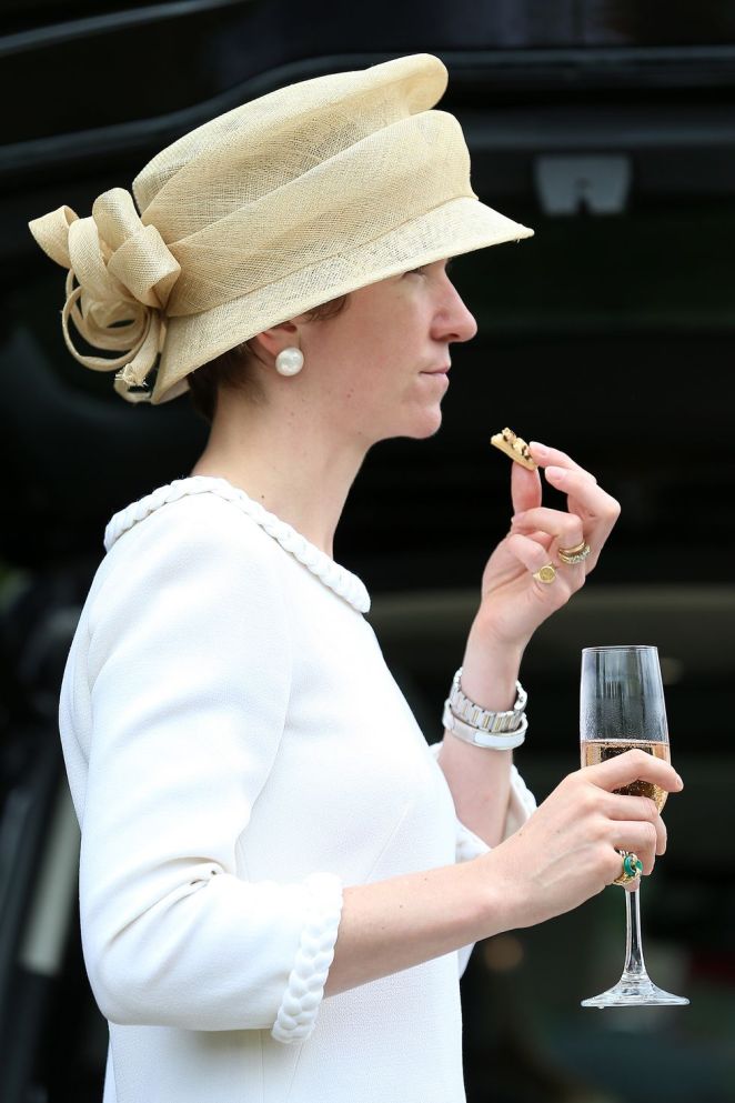 Необычные шляпки Royal Ascot, которые не оставят равнодушной ни одну модницу аксессуары,гардероб,головные уборы,знаменитости,красота,мода,мода и красота,модные образы,стиль