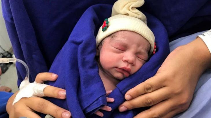 Восставшая из мертвых: в США родилась здоровая девочка из матки неживого донора Восставшая из мертвых: в США родилась здоровая девочка из матки неживого донора воспитание,Дети,Жизнь,Истории,Отношения,проблемы