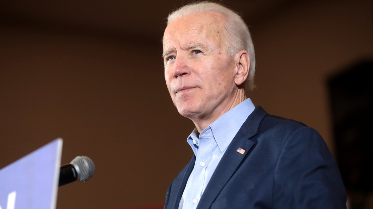 Байден обвинил соцсети в распространении дезинформации о коронавирусе в США