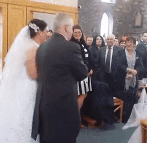 20 фотографий о том, как нелегко быть ребенком на этих ваших взрослых мероприятиях воспитание,Дети,Жизнь,Истории,Отношения,проблемы