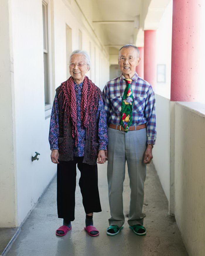 Мода пенсионеров Чайнатауна Сан-Франциско Мода пенсионеров Чайнатауна Сан-Франциско интересное