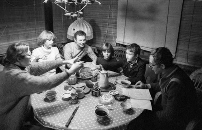 В состав колбасы входил измельченный чайный лист.