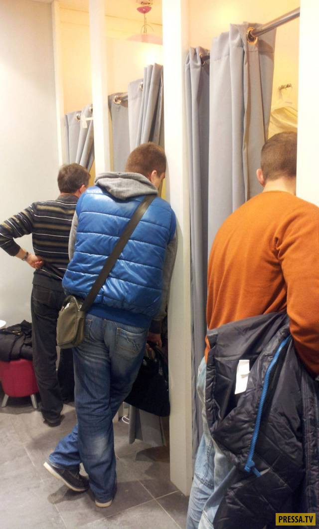 Нерегулируемый перекресток с трамвайными путями. Движение на автомобиле во дворах. Обгон встречный разъезд пдд. Машины на узкой дороге. Разъехайся быстрее.