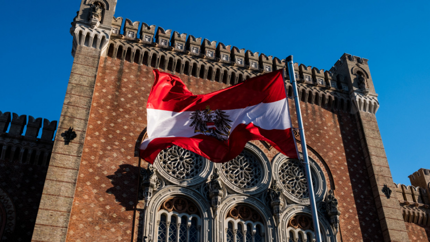 СМИ сообщили о продлении жесткого карантина в Австрии на две недели