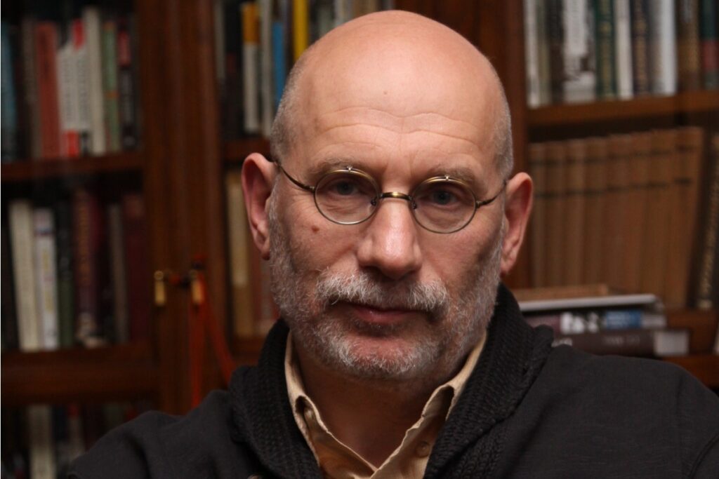 Бориса Акунина* приговорили к 14 годам колонии