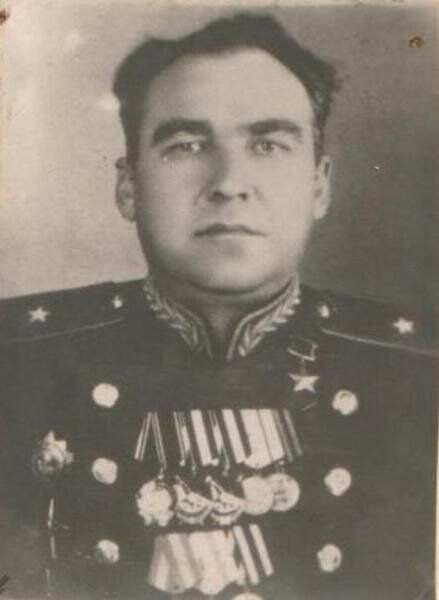 Генерал Шапошников - Герой Советского Союза, отказавшийся исполнить преступный приказ Генерал Шапошников - Герой Советского Союза, отказавшийся исполнить преступный приказ история