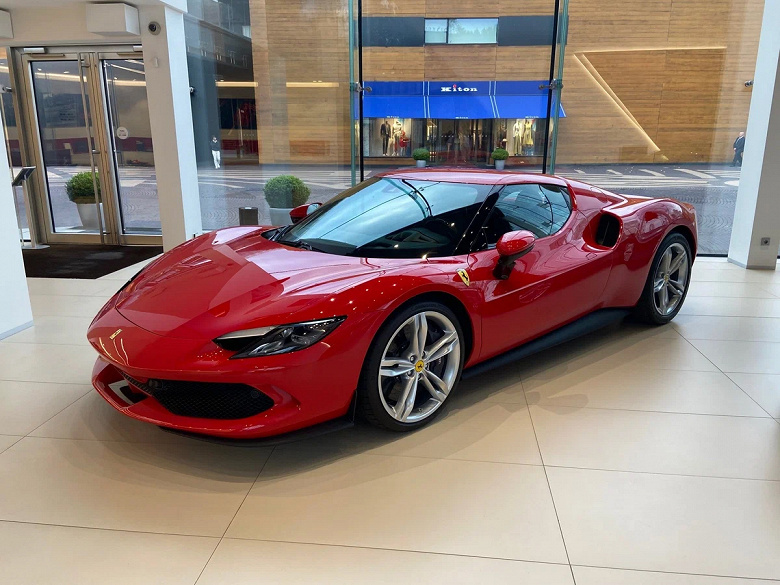 2023 Ferrari 296 GTB: мечта за 50 млн рублей