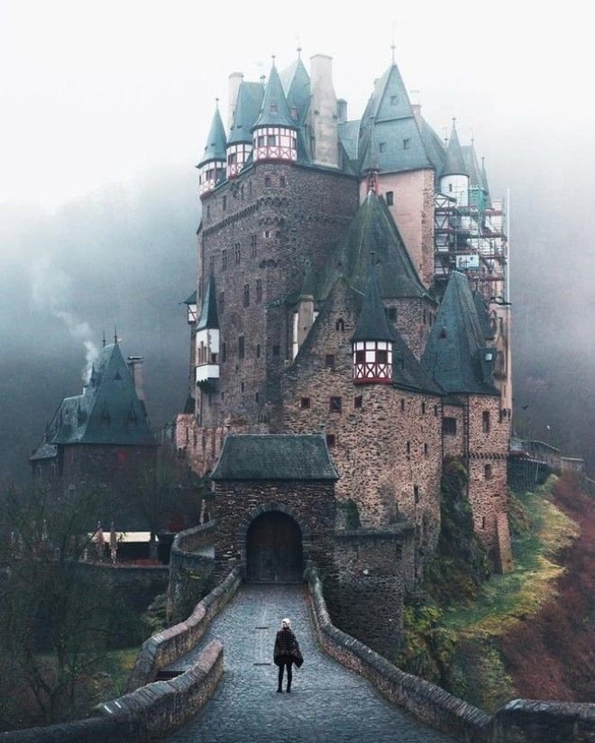 Германия, замок Эльц интересно., факты, фото