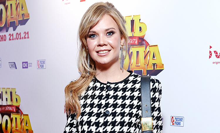 Алла Михеева, Катерина Шпица и другие на премьере фильма "День города"