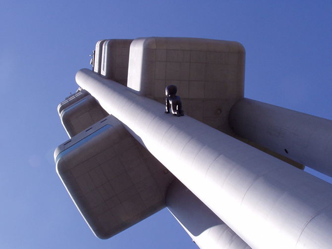 10 внушающих ужас статуй, на которые стоит взглянуть 10 внушающих ужас статуй, на которые стоит взглянуть интересное