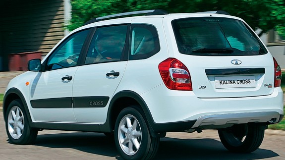 Стали известны подробности комплектации Lada Largus Cross