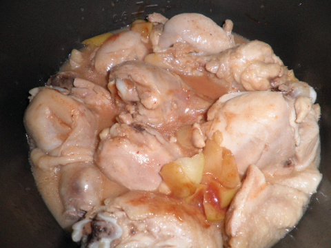 Вкусный соус для приготовления мяса и курицы.