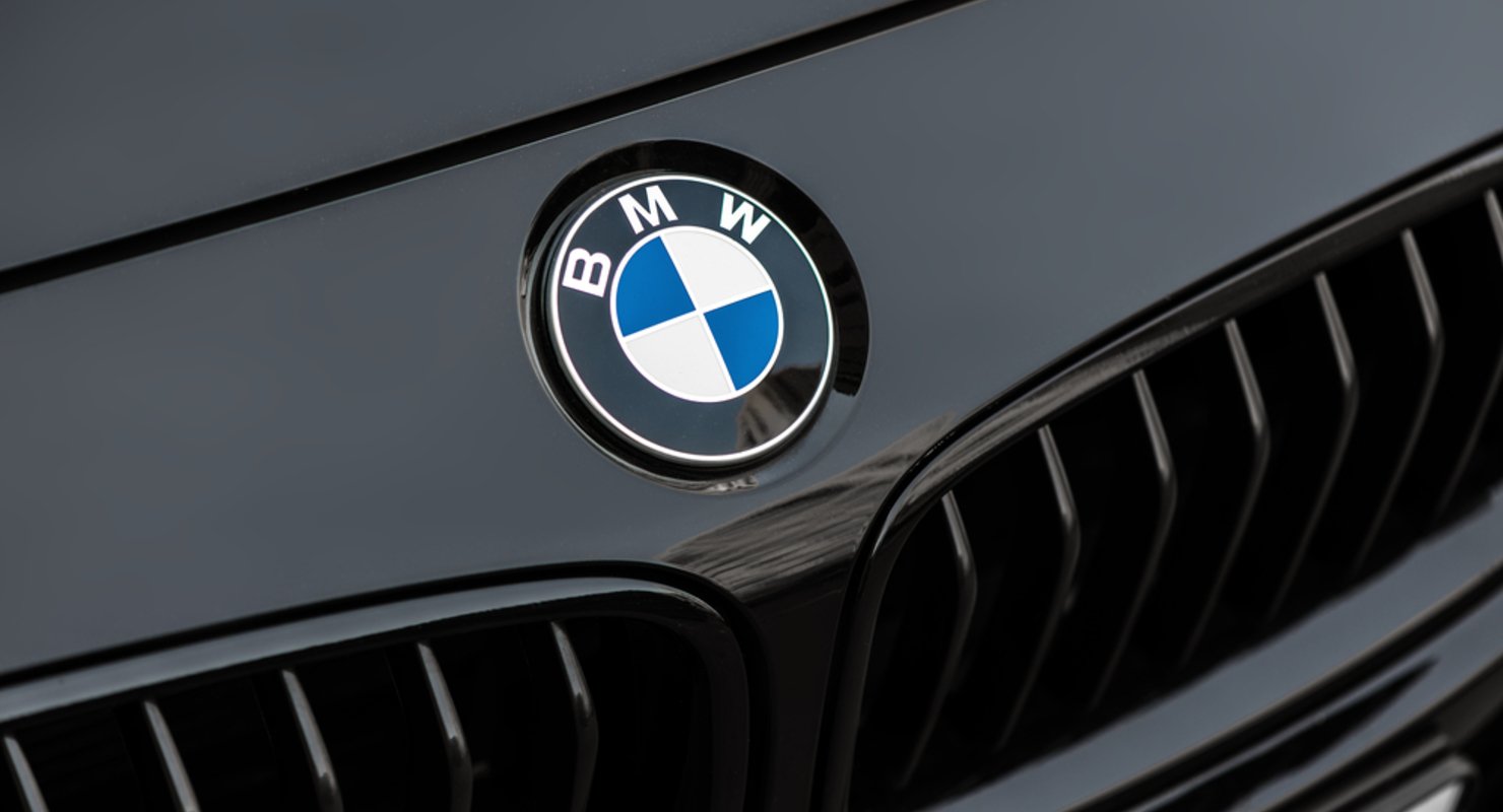 BMW добавил в обновление ПО опцию дистанционного запуска двигателя Автомобили