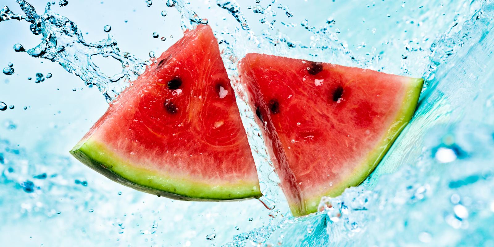 Арбуз в воде — Watermelon in water