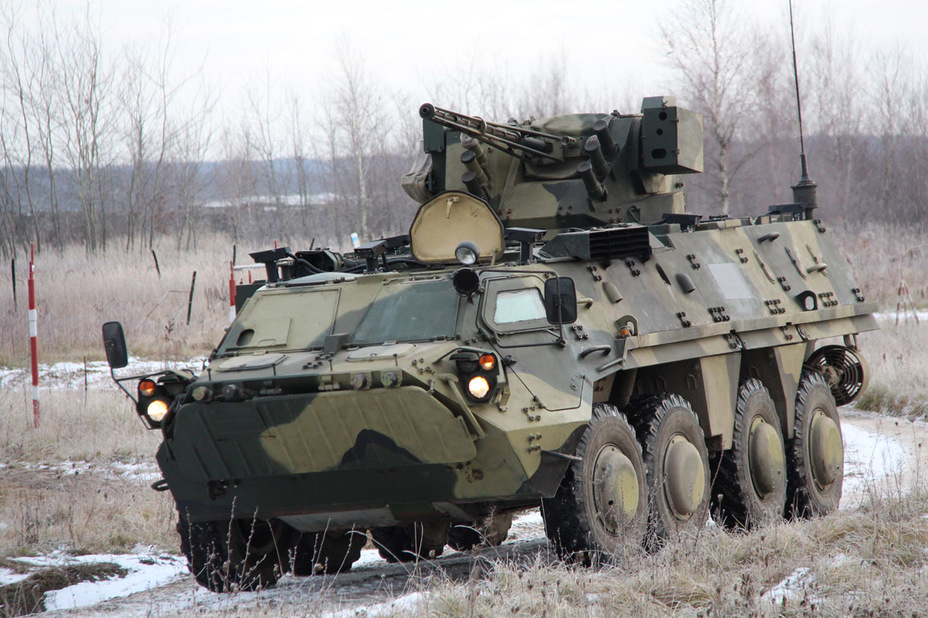 ​БТР-4Е с системой Land Platform Modernization Kit armyinform.com.ua - В Украине тестируют «прозрачную броню» | Warspot.ru
