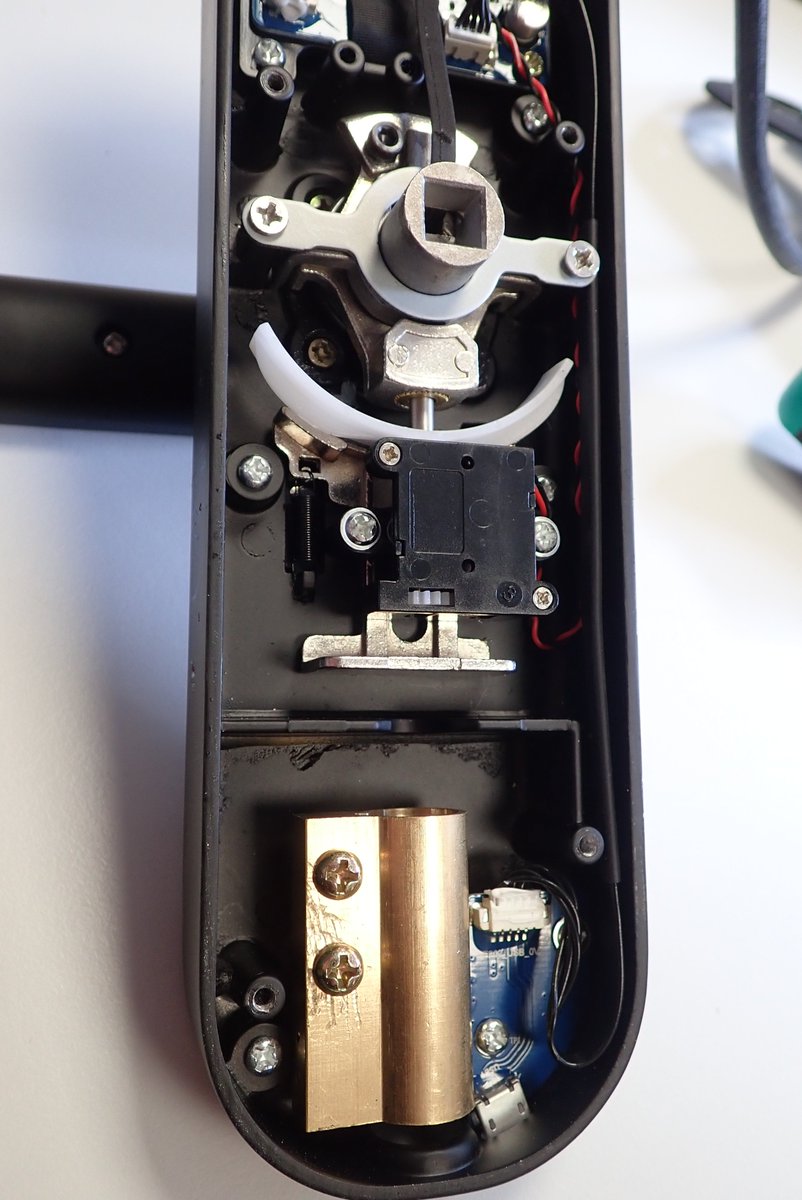 «Умный» замок Pineworld можно взломать за две секунды технологии,умный замок