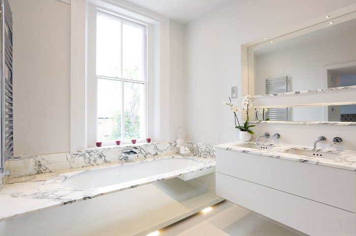 Как обновить встроенную ванну: 9 хитрых дизайнерских приёмов Как обновить встроенную ванну: 9 хитрых дизайнерских приёмов идеи для дома,интерьер и дизайн