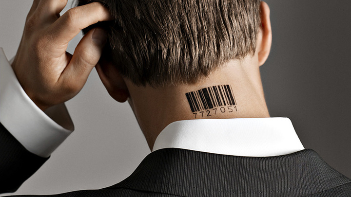 Тату со стратегическим прицелом. В России сделан шаг к грядущей "Матрице"