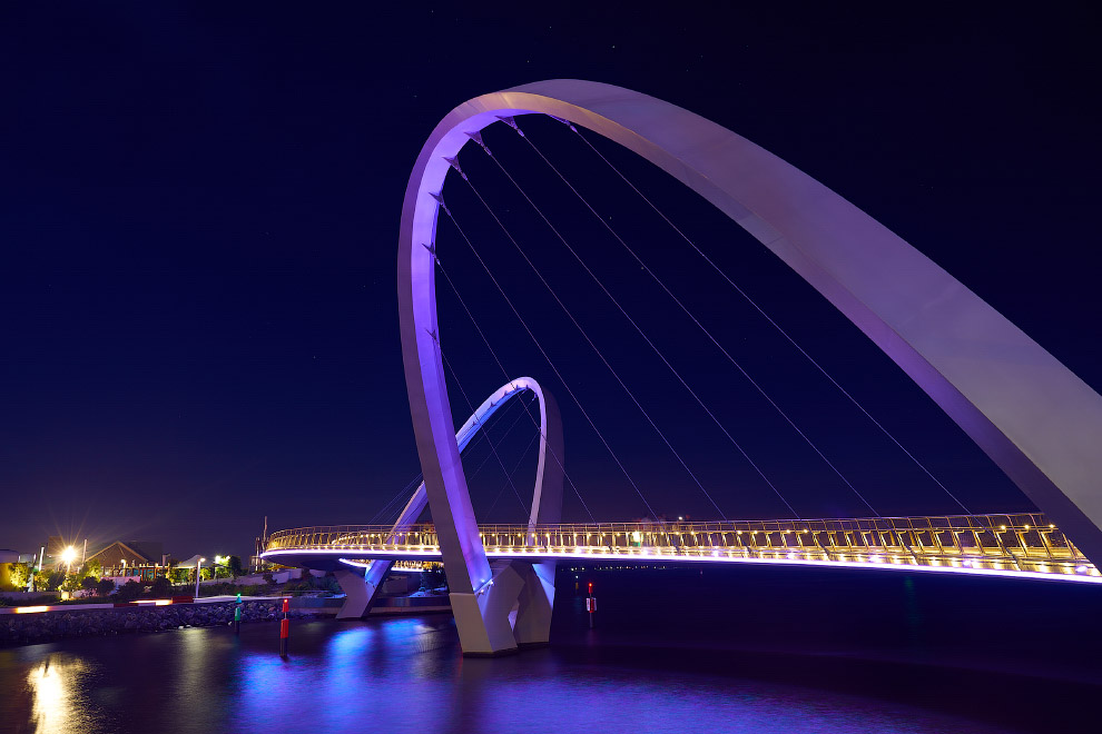 Пешеходный мост Elizabeth Quay