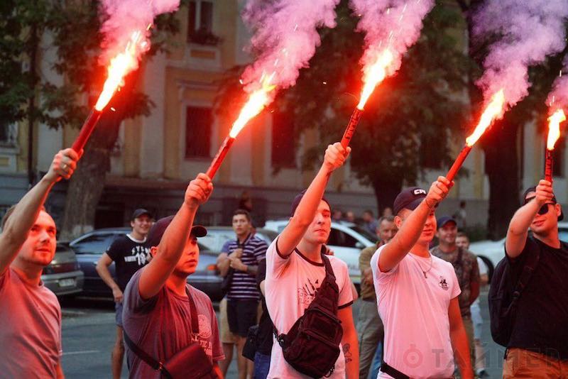 «Аваков - чёрт»: Одесские бандеровцы поддержали киевскую акцию