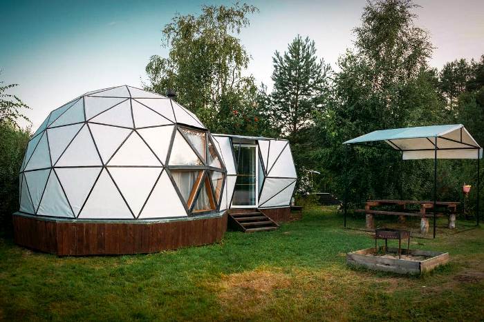 7 потрясающих нестандартных отелей, в которых можно отдохнуть в России 