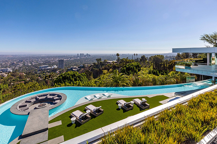 В гостях у Леброна Джеймса: экскурсия по впечатляющему особняку баскетболиста за 52 миллиона долларов Стиль жизни,Дома звезд