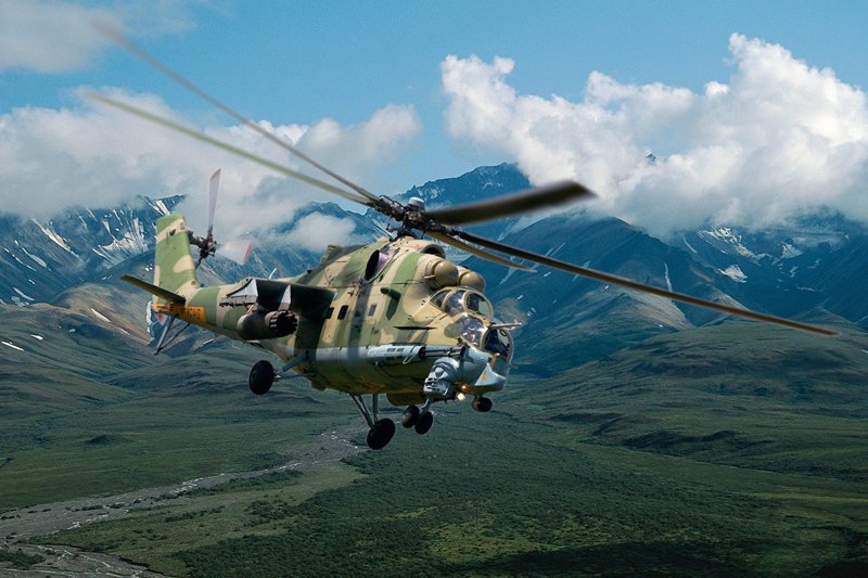 Ми-24 («Крокодил») - первый советский и самый массовый ударный вертолет в мире. Всего построено около 3500 таких машин. Создан для уничтожения бронетехники и живой силы противника. Вертолеты России, Ми-1, Ми-24, Ми-8, авиаконструктор Михаил Миль