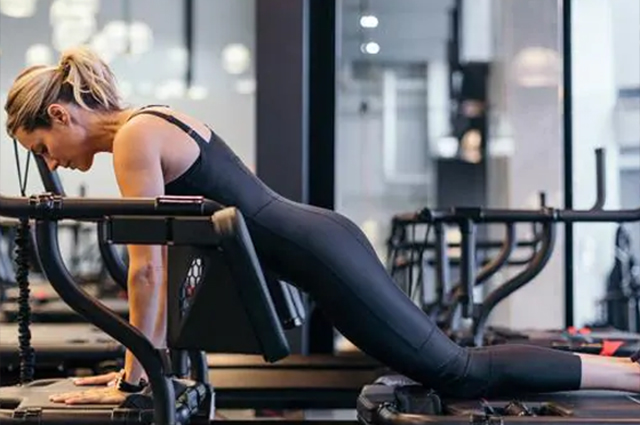 Все, что нужно знать о Lagree Fitness — тренировках, которые любят Меган Маркл и Ким Кардашьян Все, что нужно знать о Lagree Fitness — тренировках, которые любят Меган Маркл и Ким Кардашьян Звездные диеты и фитнес