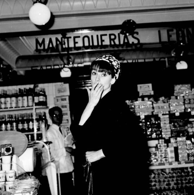 Зимний гардероб Одри Хепберн: образы для вдохновения актрисы,гардероб,знаменитости,мода и красота,Одри Хепберн,стиль