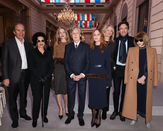 Групповое фото гостей церемонии