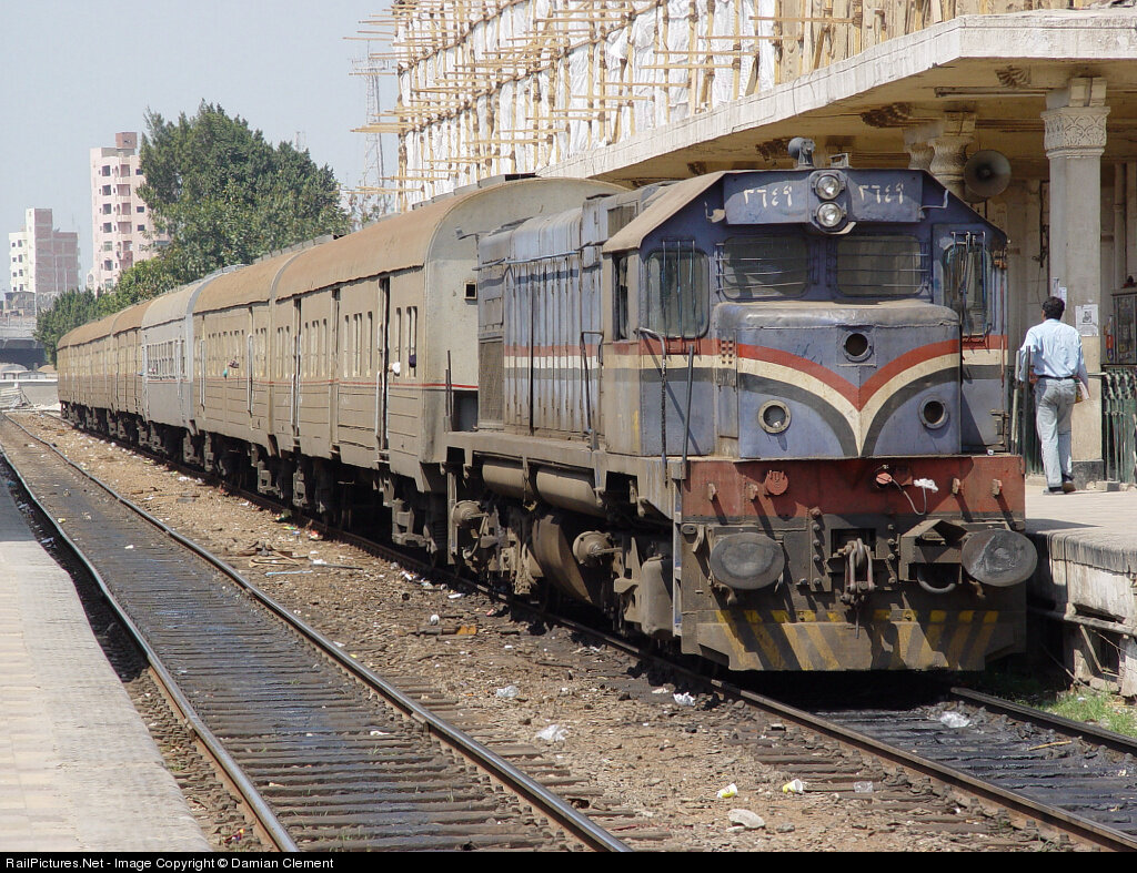Поезд Египетских железных дорог