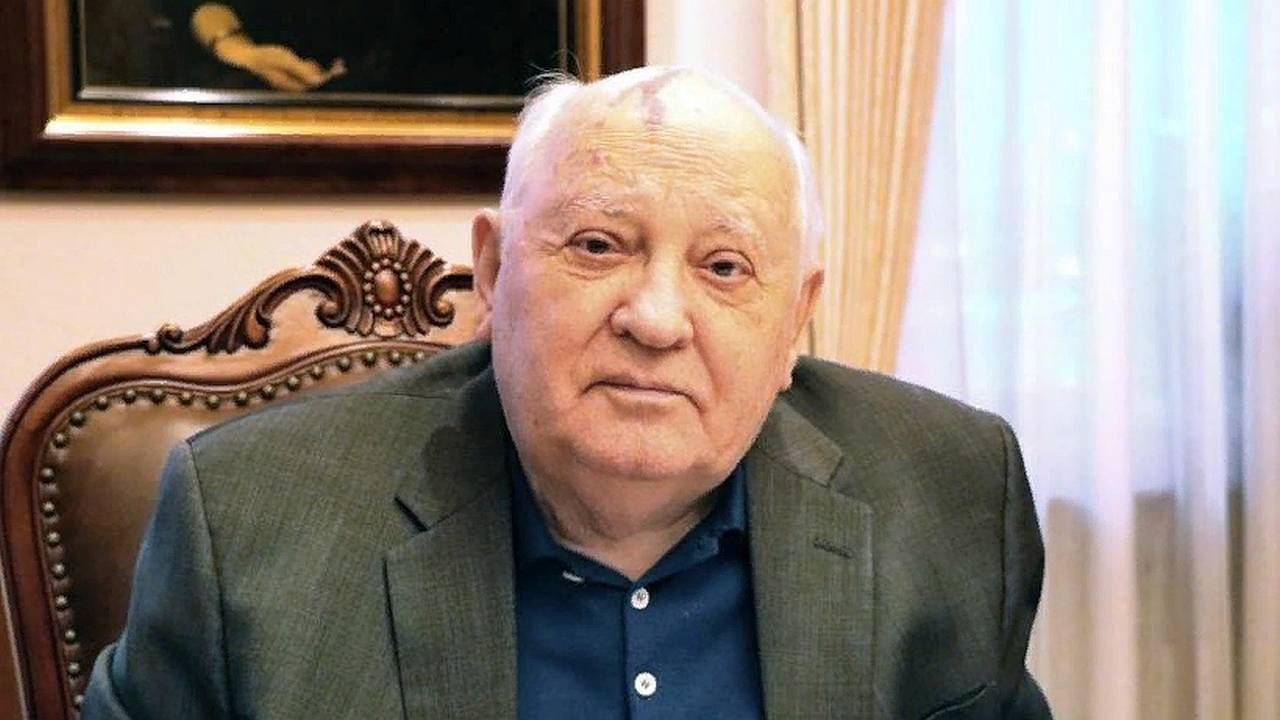 Песков: Президент Путин не сможет присутствовать на похоронах Горбачёва из-за плотного рабочего графика