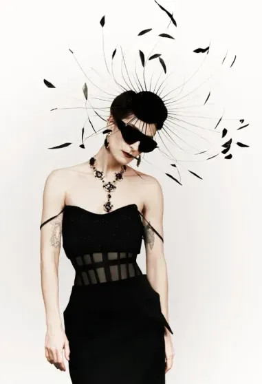 Саша Сулим примерила роковой образ в новой фотосессии Сулим, журналистки, поделилась, журналистка, преступлениях, СулимСаша, 38летняя, После, теперь, котором, канал, РоссииСейчас, страшных, самых, рассказывала, трукраймподкаст, Редакция, YouTube, найти, канала