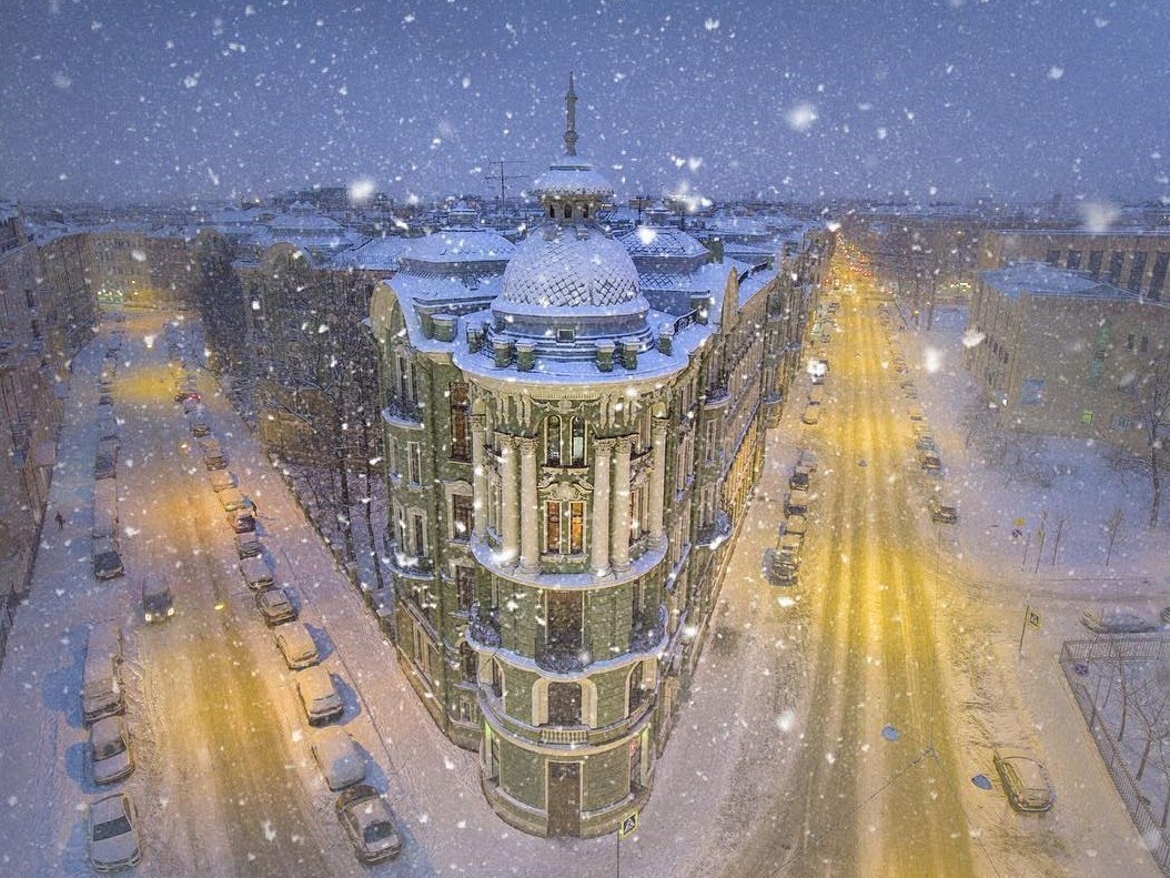 Заснеженный Петербург