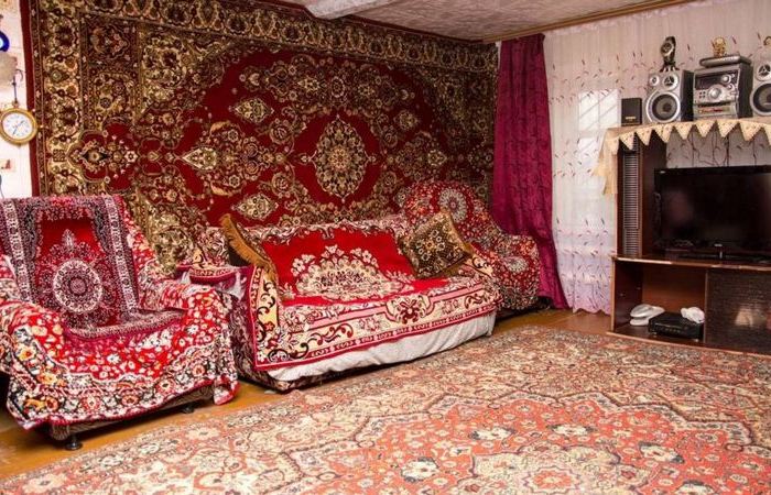 Сейчас такое расположение зеркал можно увидеть лишь в старых домах