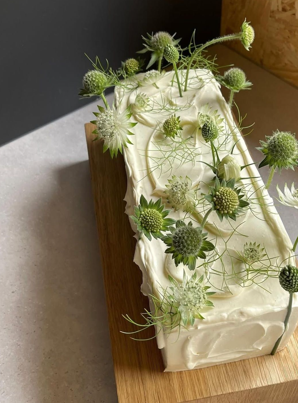 Свадебные тренды-2026: плоские торты и десерты в стиле Марии-Антуанетты можно, торты, Торты, акцент, ткани, гостей, более, добавить, могут, немного, которые, всего, просто, десерт, очень, особенно, цветами, стиле, цветочный, цветы