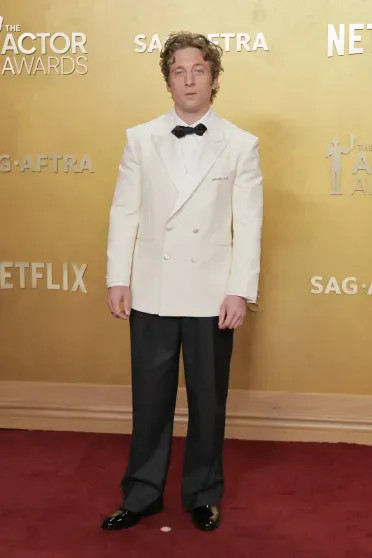 Ирина Шейк, Деми Мур, Юрий Колокольников, Тимоти Шаламе, Кирстен Данст посетили премию Гильдии киноактёров США Images, Джесси, новом, после, которая, награду, Данст, Лучшая, ЛосАнджелесе, ШварценеггерКлэр, ДэйнсМинди, КалингКристен, БеллДав, КамеронИтан, ГотОдесса, ХоукКоннор, СторриДжереми, РеннерДжесси, БаклиНоа, женой