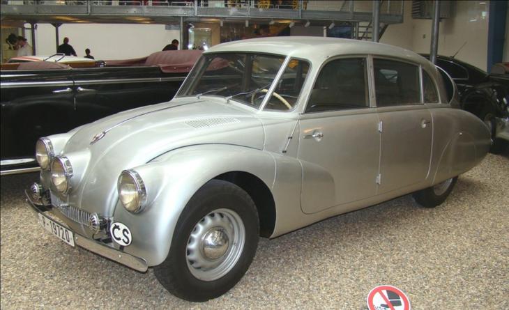 Автомобили, ХХ век: самые важные легковушки мира до 1945 года Автомобили, ХХ век: самые важные легковушки мира до 1945 года автомобили,ретро