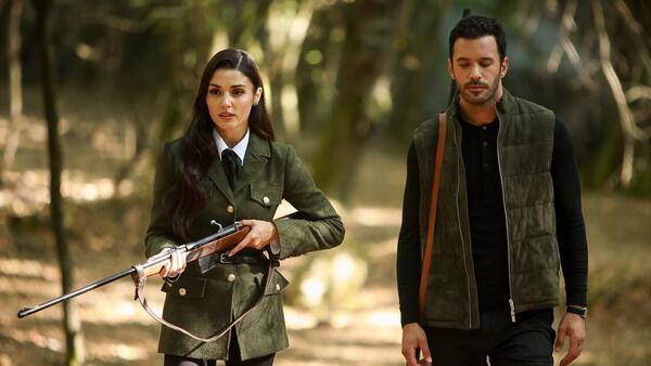 Сериал «Любовь и слезы» с Ханде Эрчел оказался под угрозой закрытия